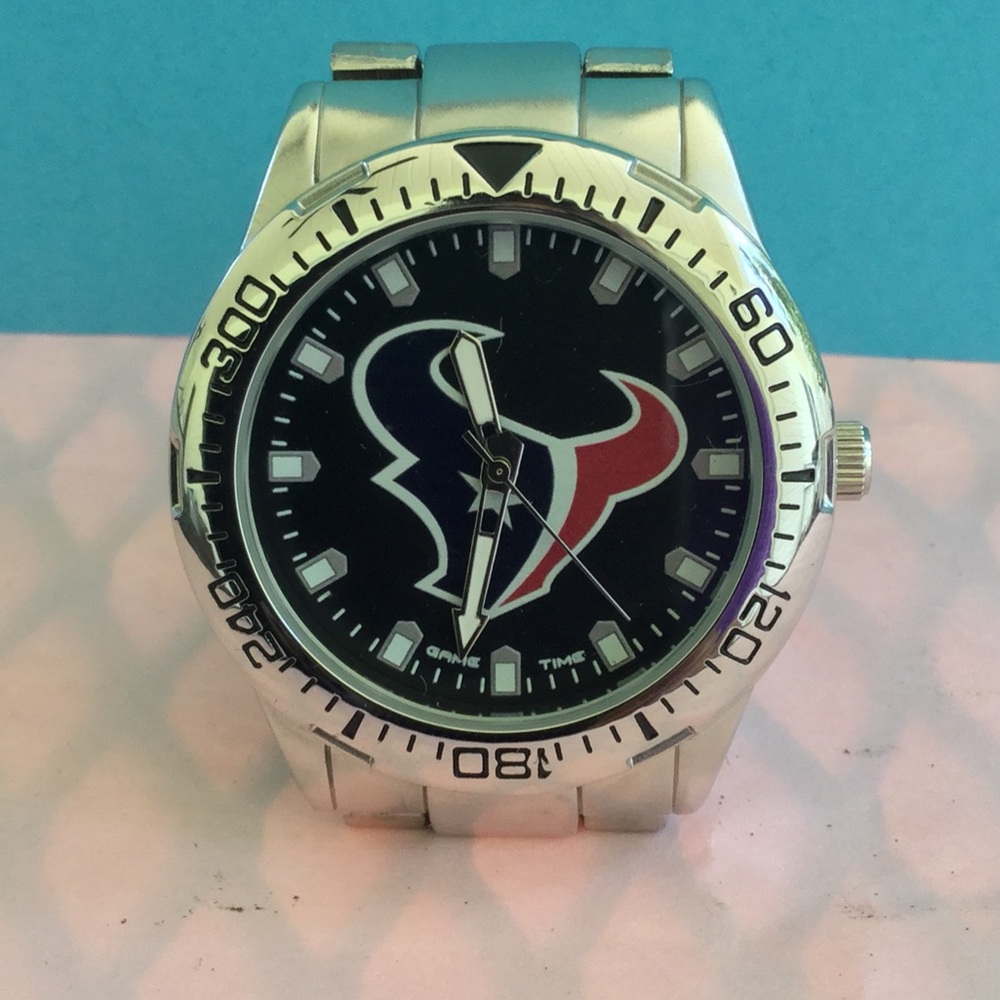 Texans - Picture 3 of 3